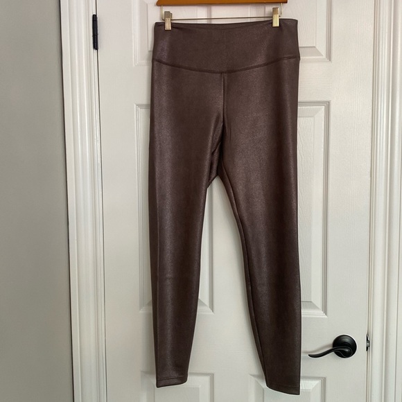WHBM • Runway Leggings *NWOT* - Picture 2 of 13